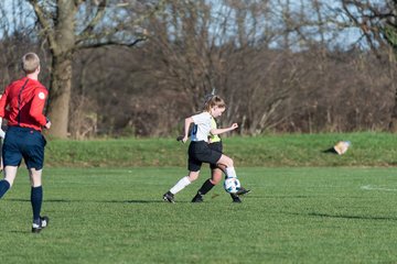 Bild 230 - B-Juniorinnen MSG Steinhorst Krummesse - SV Frisia 03 Risum Lindholm : Ergebnis: 0:5